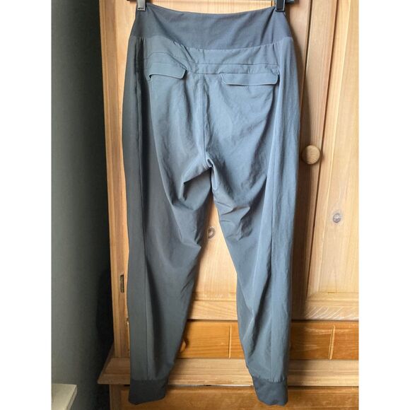 Athleta | Soft Grey Joggers with Pockets | Size 2 - Picture 2 of 3